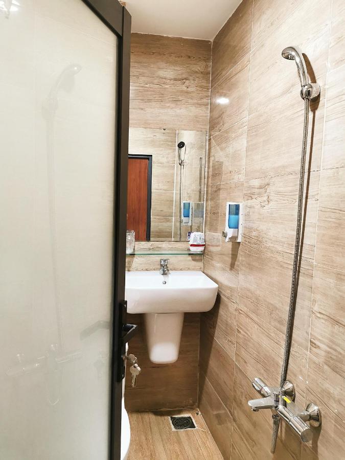 Number One Hotel Кантхо Экстерьер фото